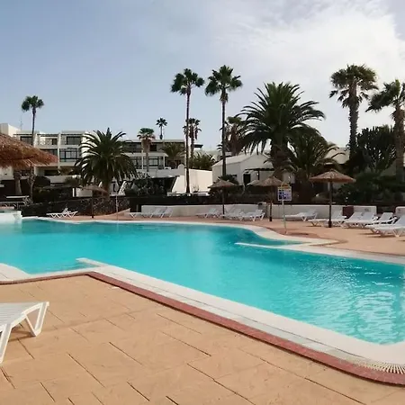 Playa Roca Cosy - Seafront Complex Apartament